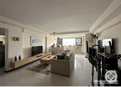 Yishun Street 61 (Yishun), Multi Generation #526519721